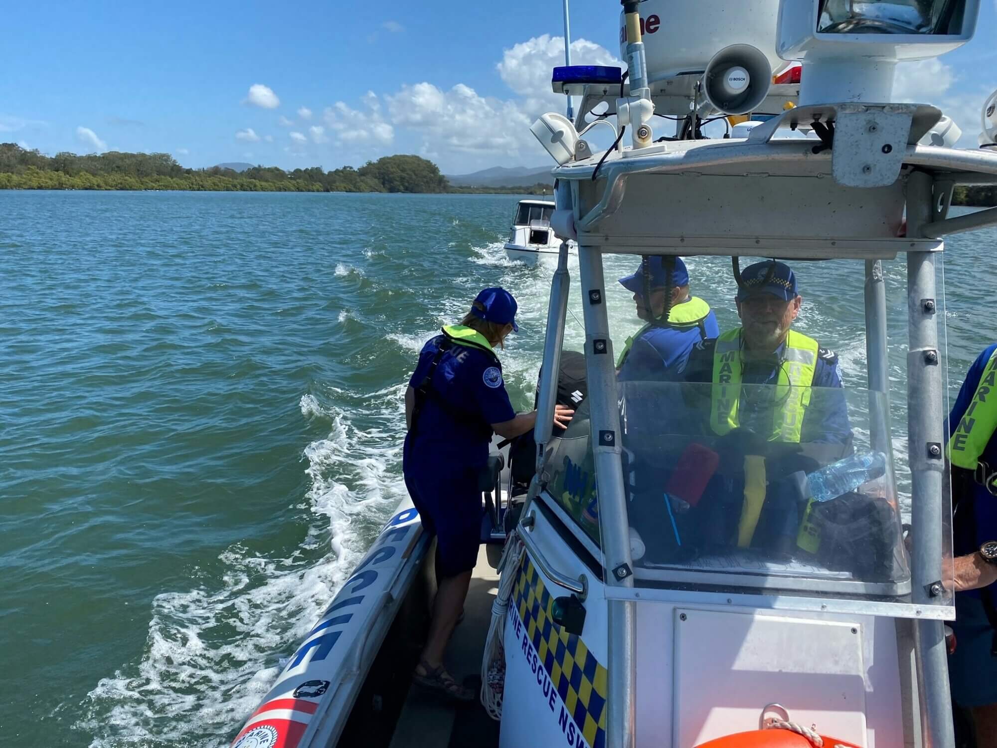 Surge in rescues over December prompts warning from Marine Rescue NSW Marine Rescue NSW