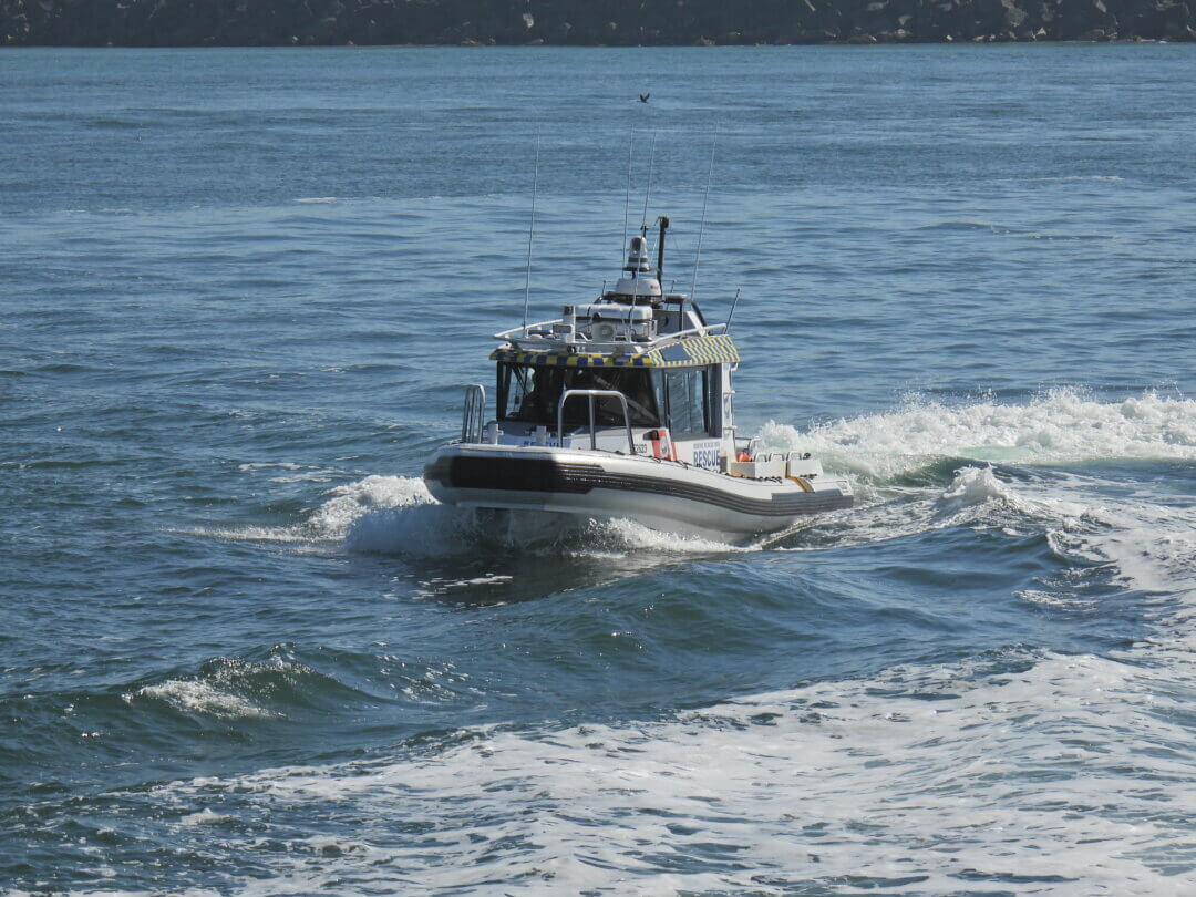 Marine Rescue Woolgoolga crew assists stranded boaters off North ...